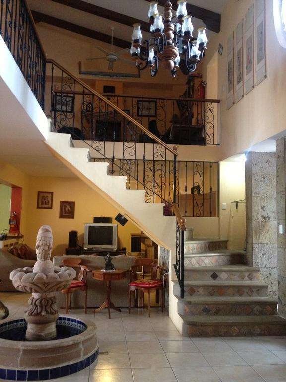 La Puerta Violeta Guesthouse & Spa San Juan Cosalá Extérieur photo